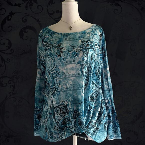 Time and Tru Tops - fairy boho blue white& black paisley floral scroll print top